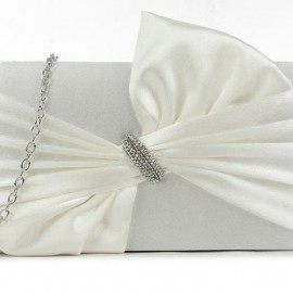 Ivory clutch bag with bow