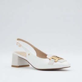 Sling back shoe with low block heel
