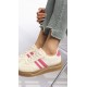 Trainer in cream