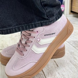 Trainer from Xti in nude 