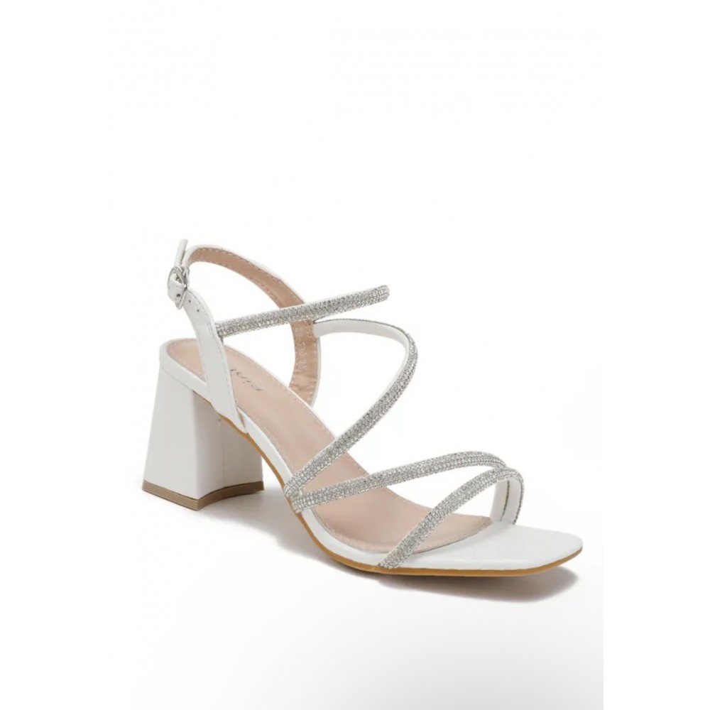 Dress sandal in white with bling detail
