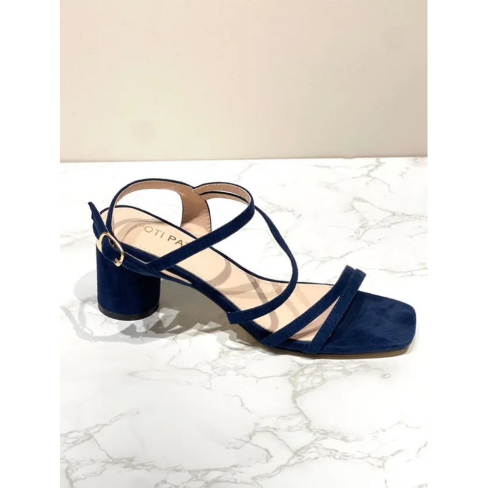 Dress sandal in navy suede