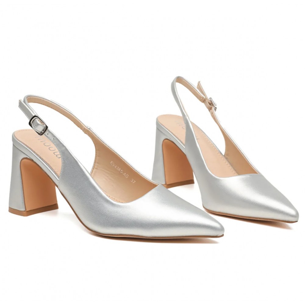 Dress shoe in silver with slingback