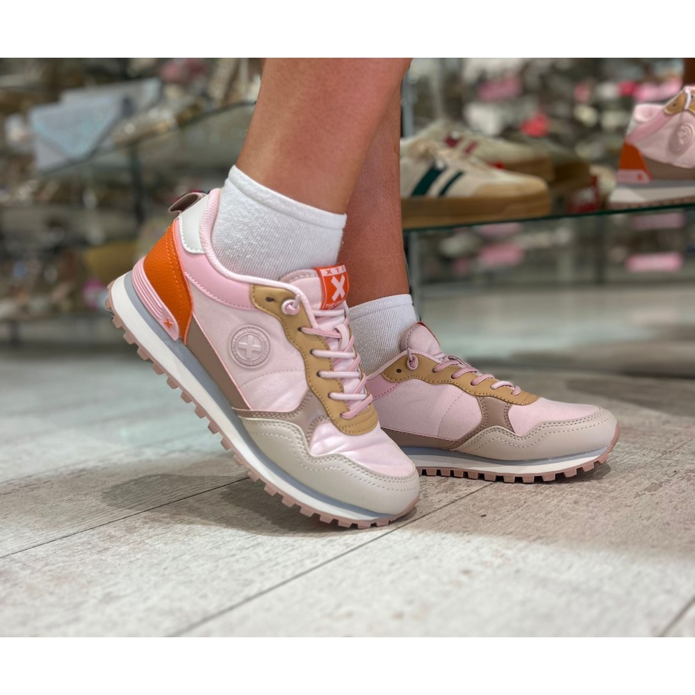 Trainer, Xti pink laced trainer